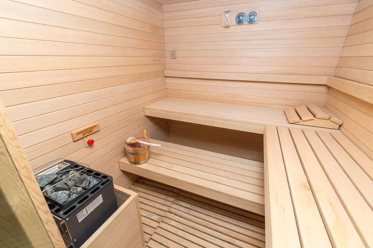 Merchants Crown Suites And Spa プラハ エクステリア 写真 A Finnish sauna